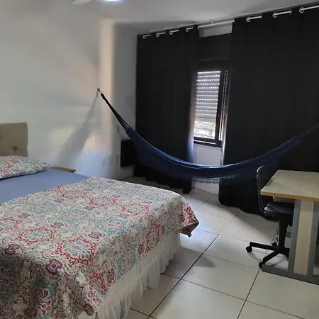 Apartamento Hostap De Frente Com Sacada